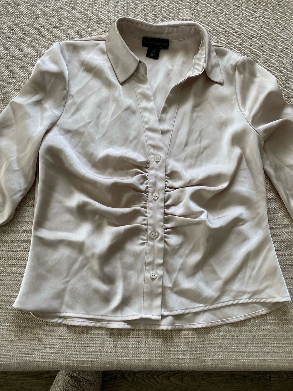 HOUSE OF HARLOW 1960 Button UP Top Womens Beige Satin Long Sleeve blouse S
